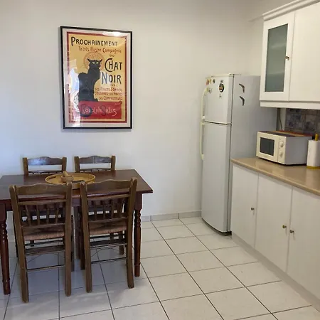 Amaroo Home-port View Apartment *